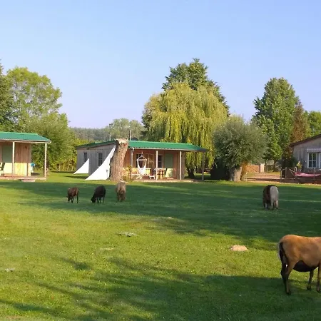 Nyaraló Ferienhaus Mit Kamin Am Achterwasser In Luetow *