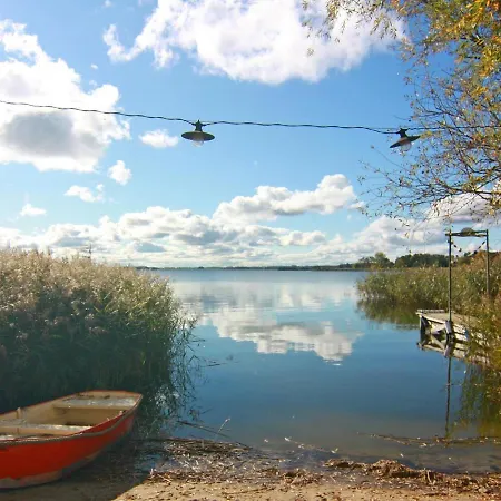 Ferienhaus Ferienhaus Mit Kamin Am Achterwasser In Luetow